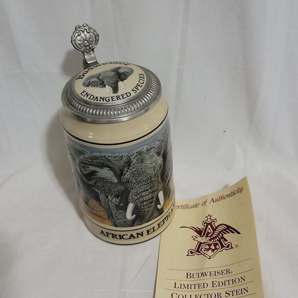 Budweiser African elephant stein - Picture 4 of 4